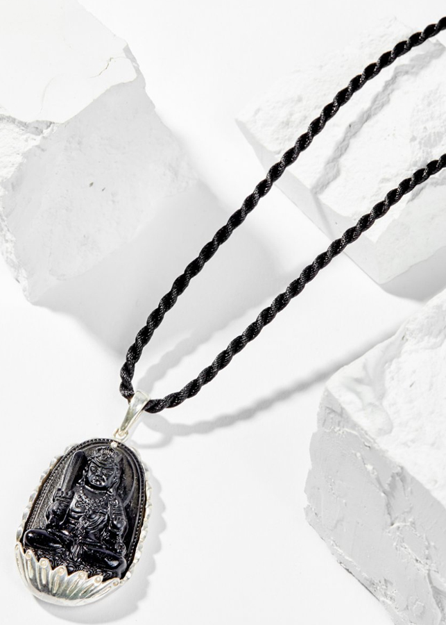 Mặt Dây Chuyền Phong Thủy Đá Obsidian Phật Bản Mệnh Dậu Bất Động Minh Vương Bọc Bạc (4x2.5cm)